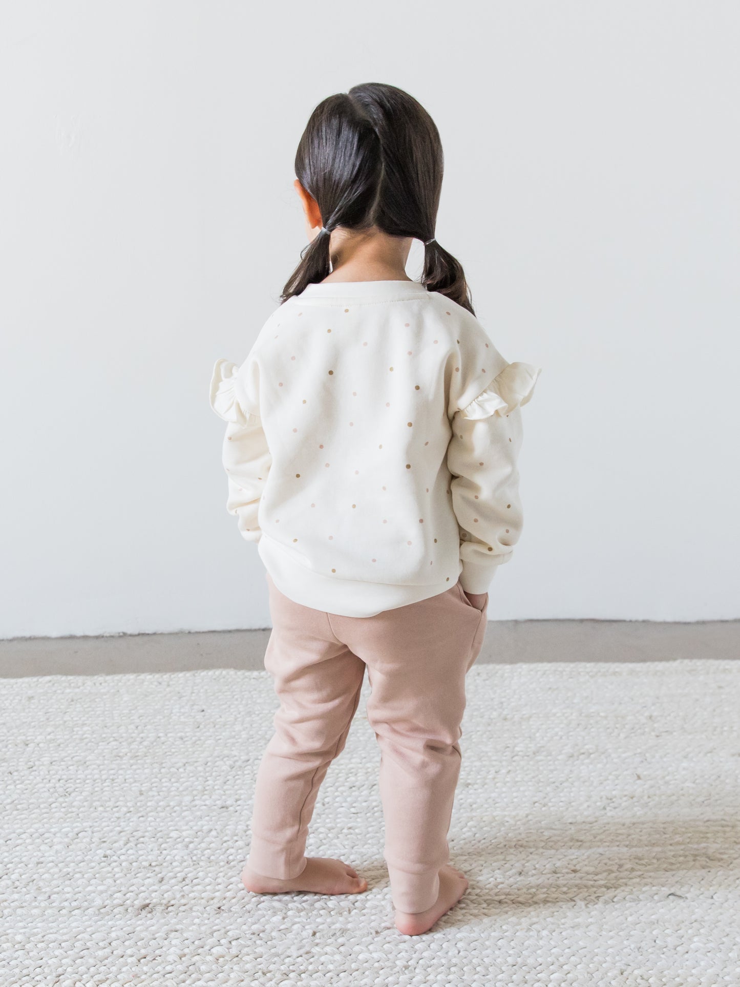 Abbie Fleece Ruffle Sweatshirt - Ivory + Fawn